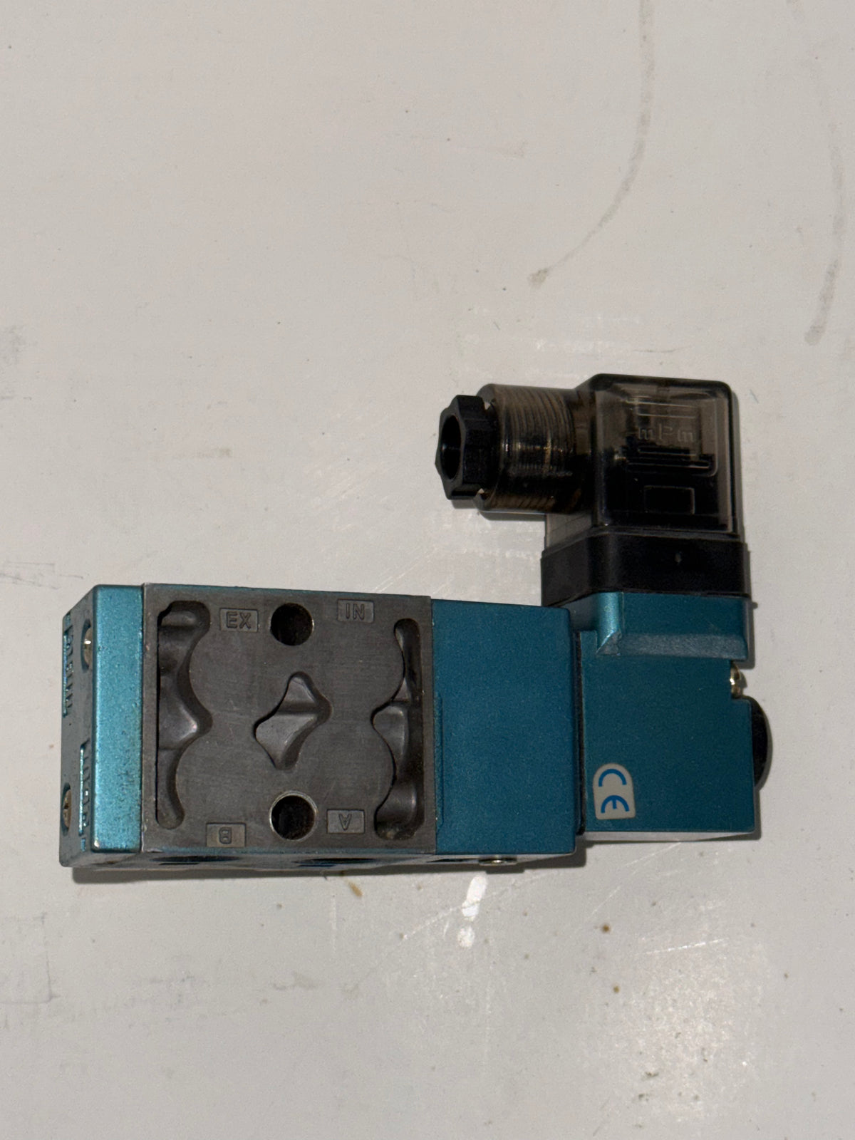 MAC 712C 12 PI 111JC Valve - Froedge Machine & Supply Co., Inc.